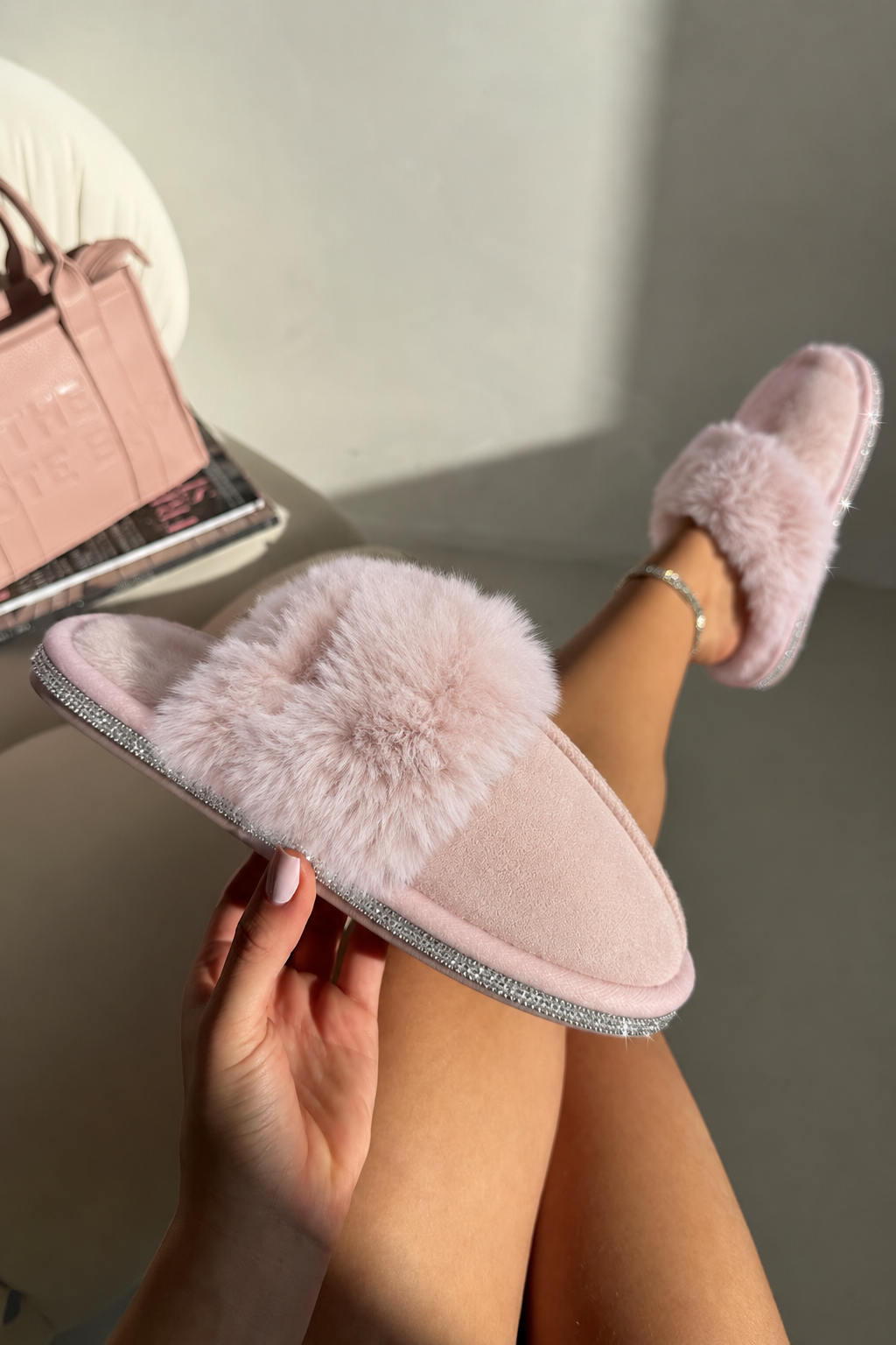 Crystal Diamante Trim Faux Fur Slippers Pink
