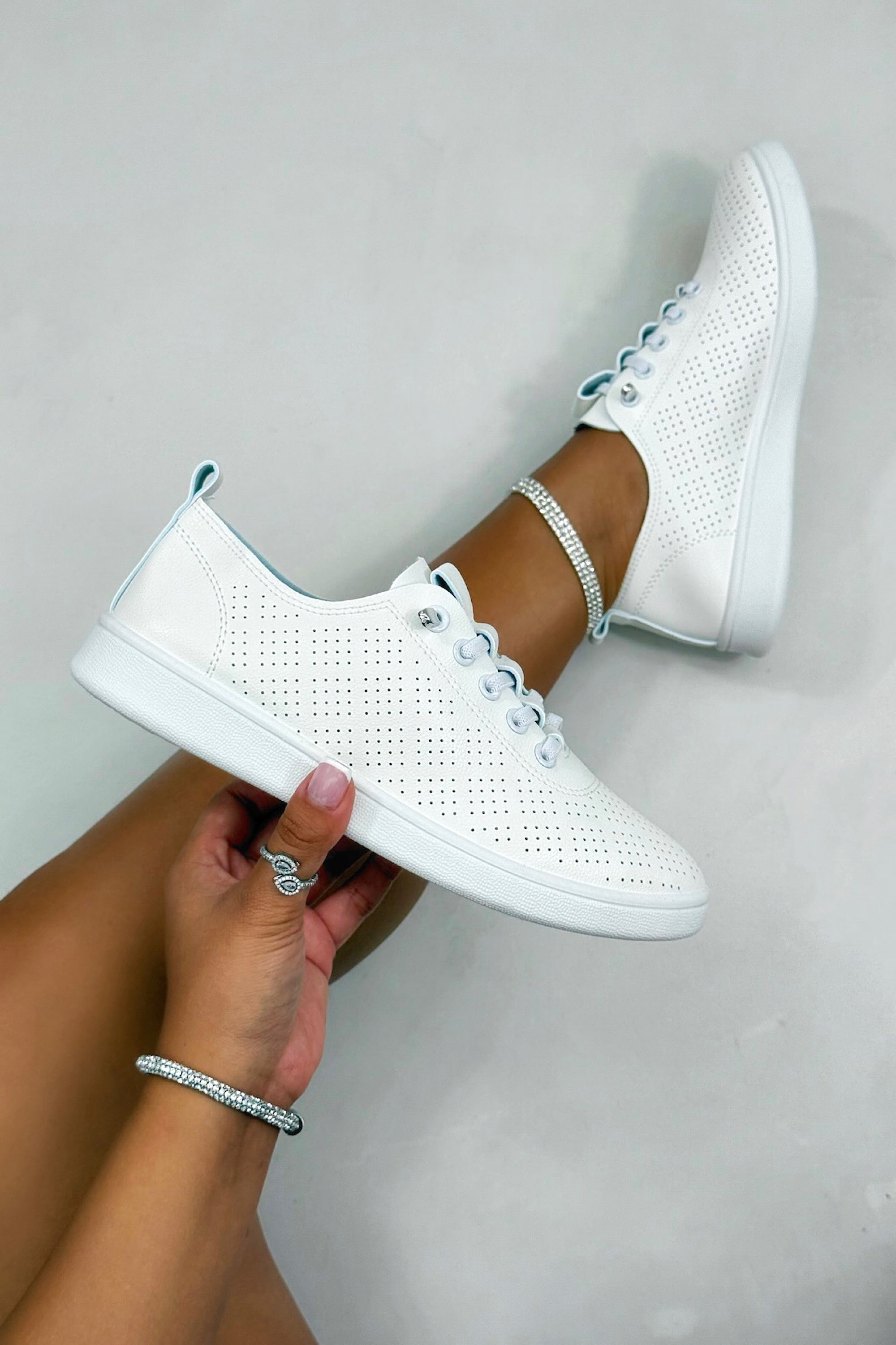 Crystal Comfort Breeze Loop Trainers White