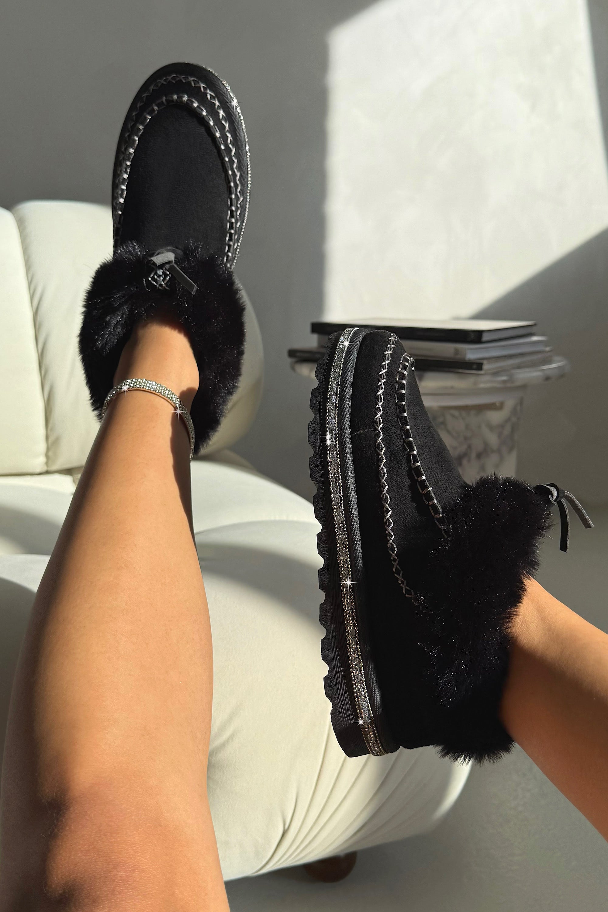 Crystal Faux Fur Lined Tazgirl Outdoor Slippers Black, showing durable outdoor-ready sole with strong grip