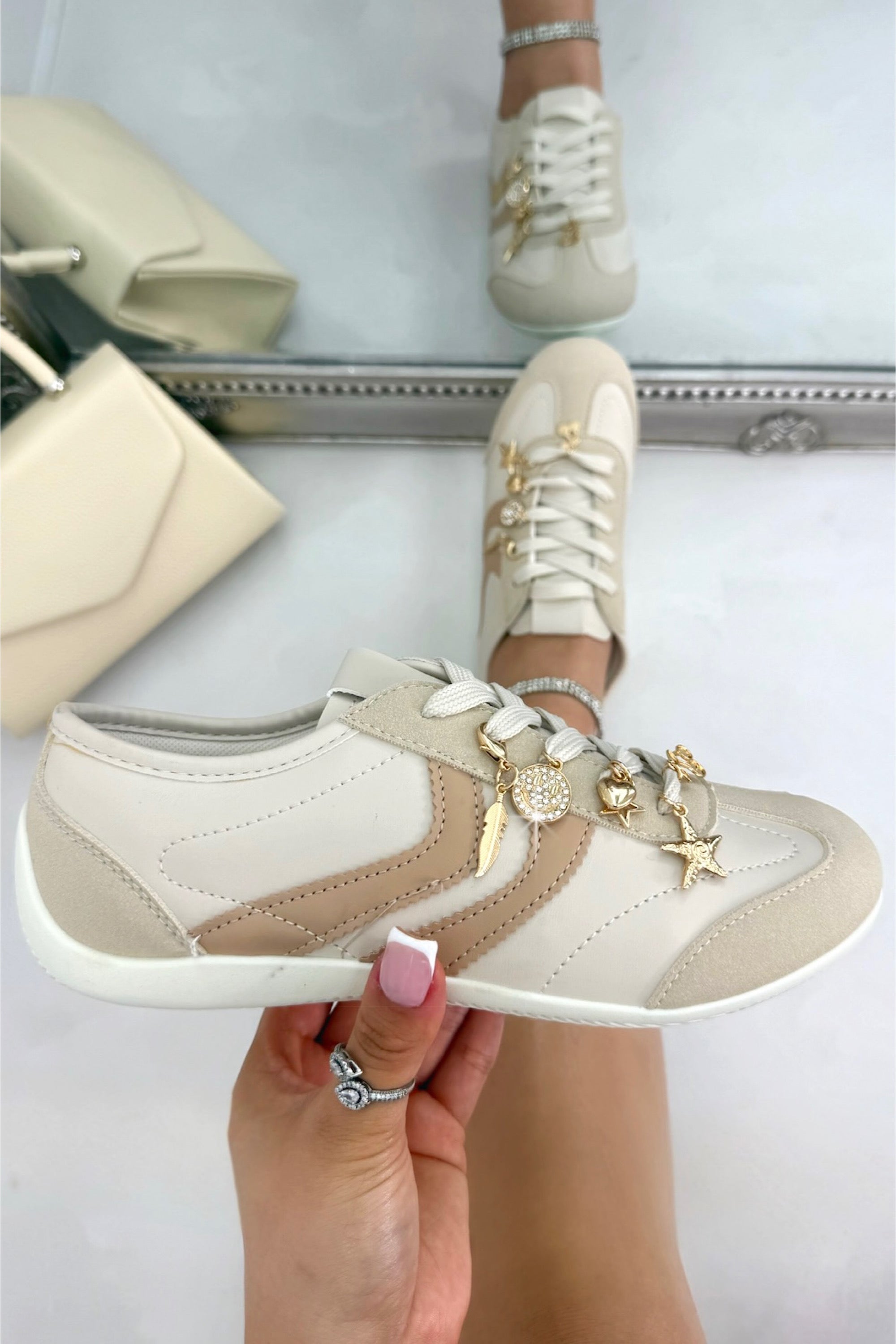 Sparkly Charm Horizon Trainers Nude