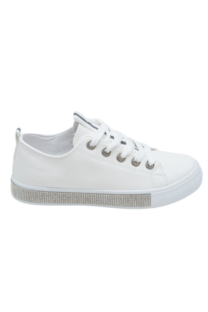 Crystal Deluxe Trim Trainers Silver, drawing attention to crystal Eyelets