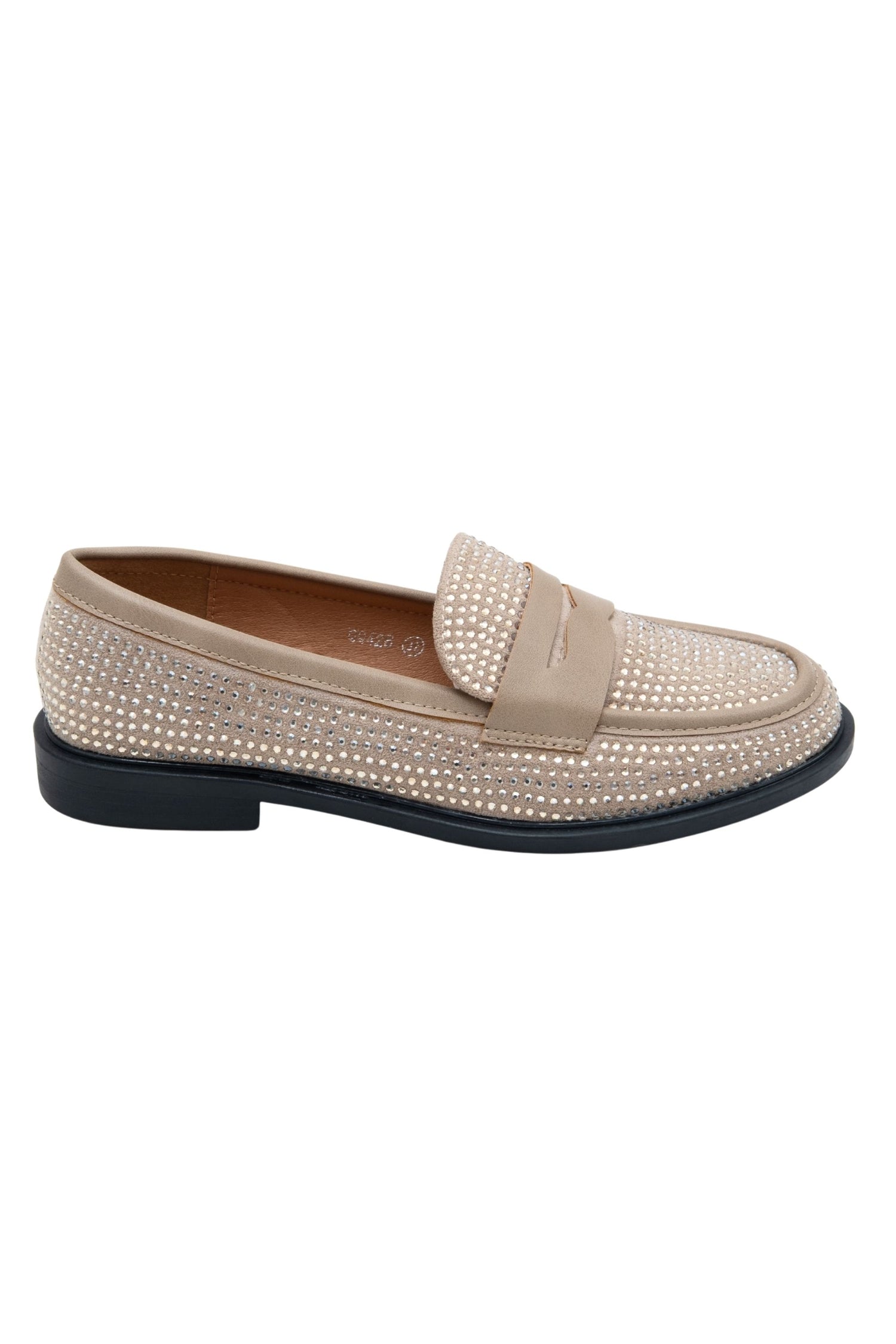 Crystal Royale Loafers Beige, drawing attention to flexible and durable rubber sole