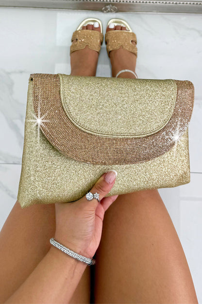 Glitter Luxe Metallic Crystal Envelope Clutch Bag Gold perfect for evening styling with a glamorous metallic shimmer finish.