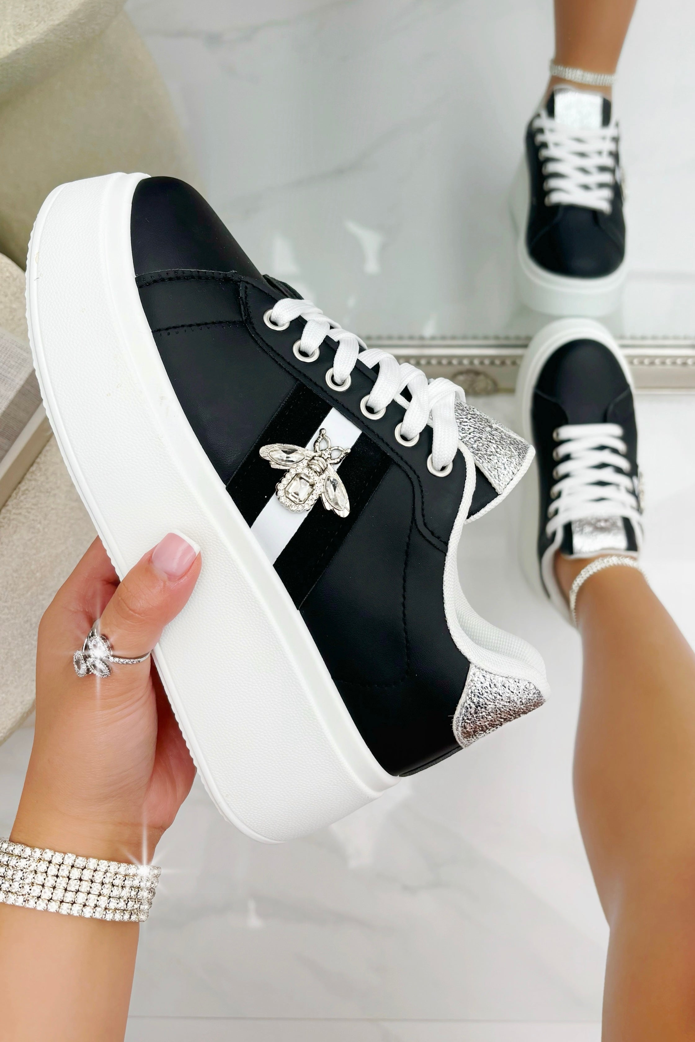 Crystal  Deluxe Queen Bee Chunky Trainers Black