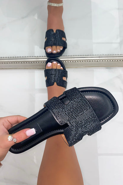 Crystal Lush Halo Sliders Black, bringing attention to slip on style