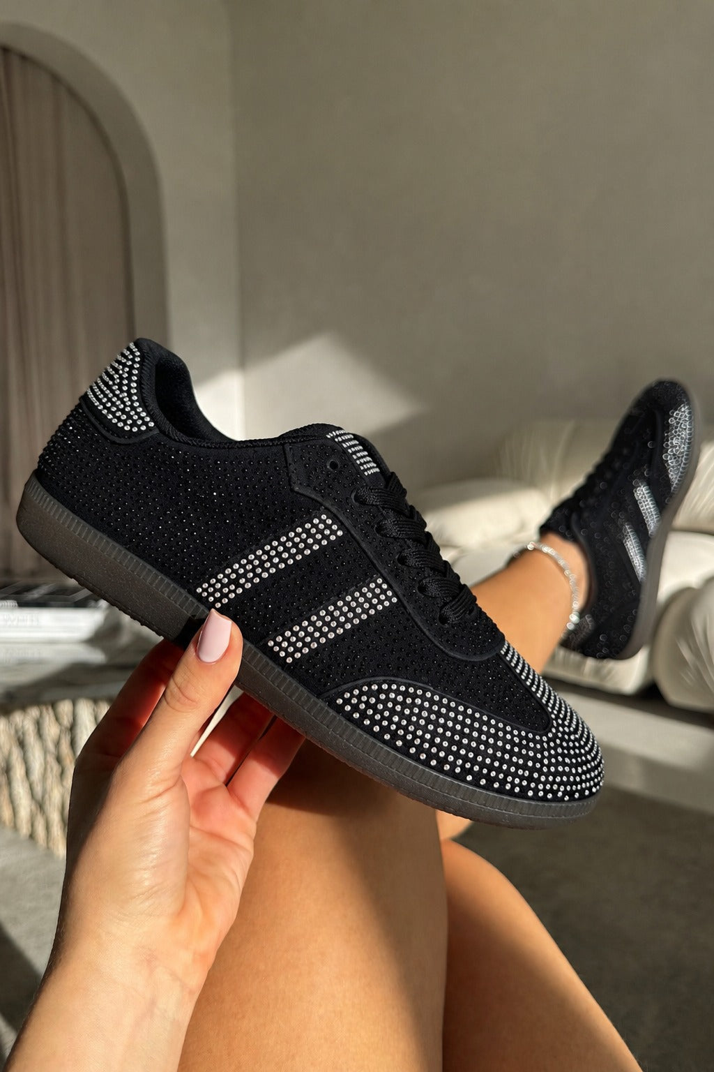 Crystal Downtown Chic Lace-Up Trainers Black
