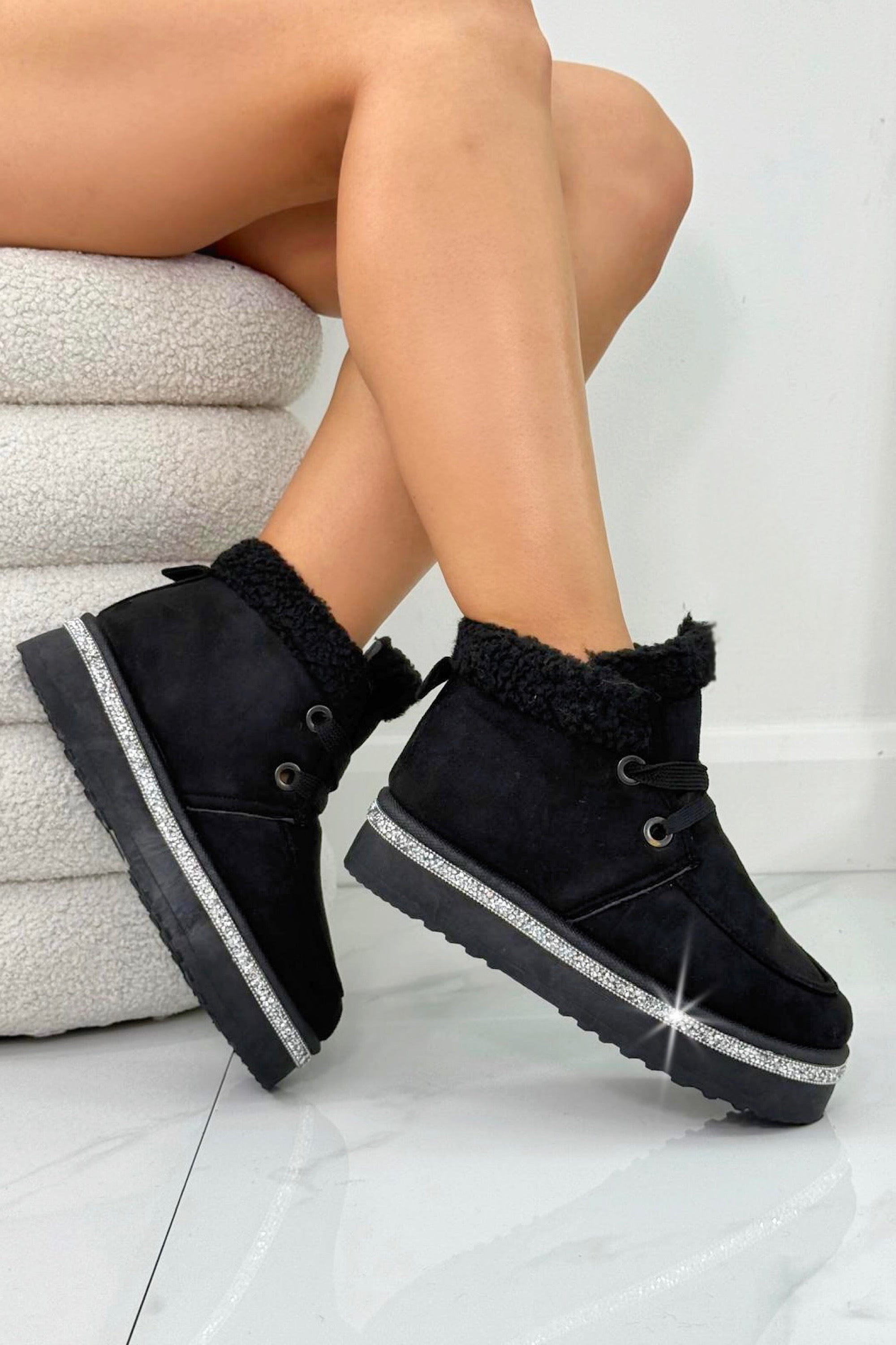 Crystal Luxe Lodge Faux Fur Lined Boots Black