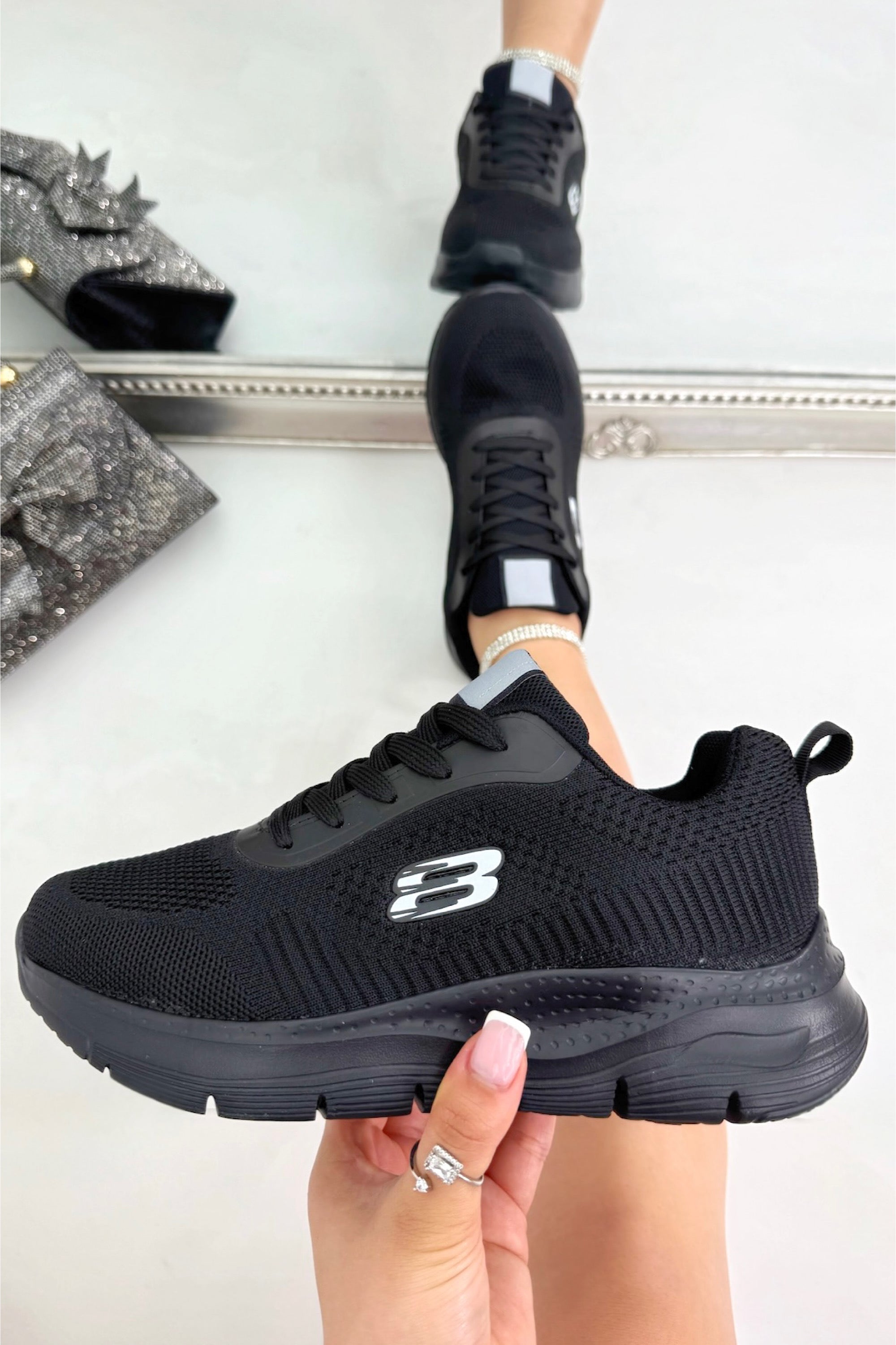 Everyday Flex Lightweight Lace-Up Trainers Black, capturing flexible sole for natural movement