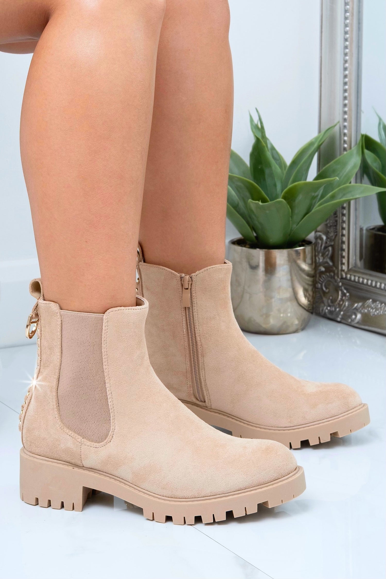 Sparkly Chainstorm Boots Nude