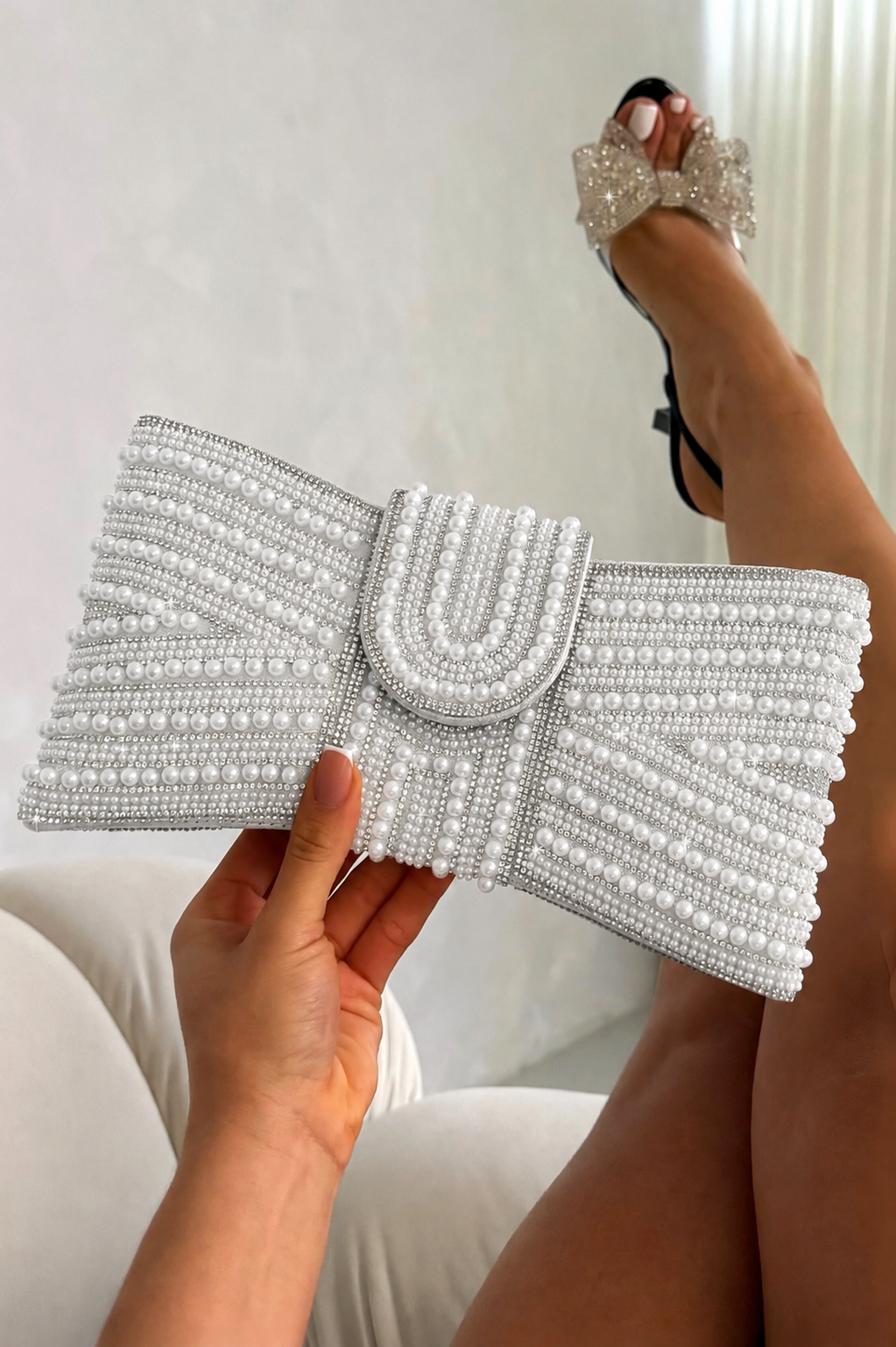 Sparkly Pearl Bow Clutch Bag Silver