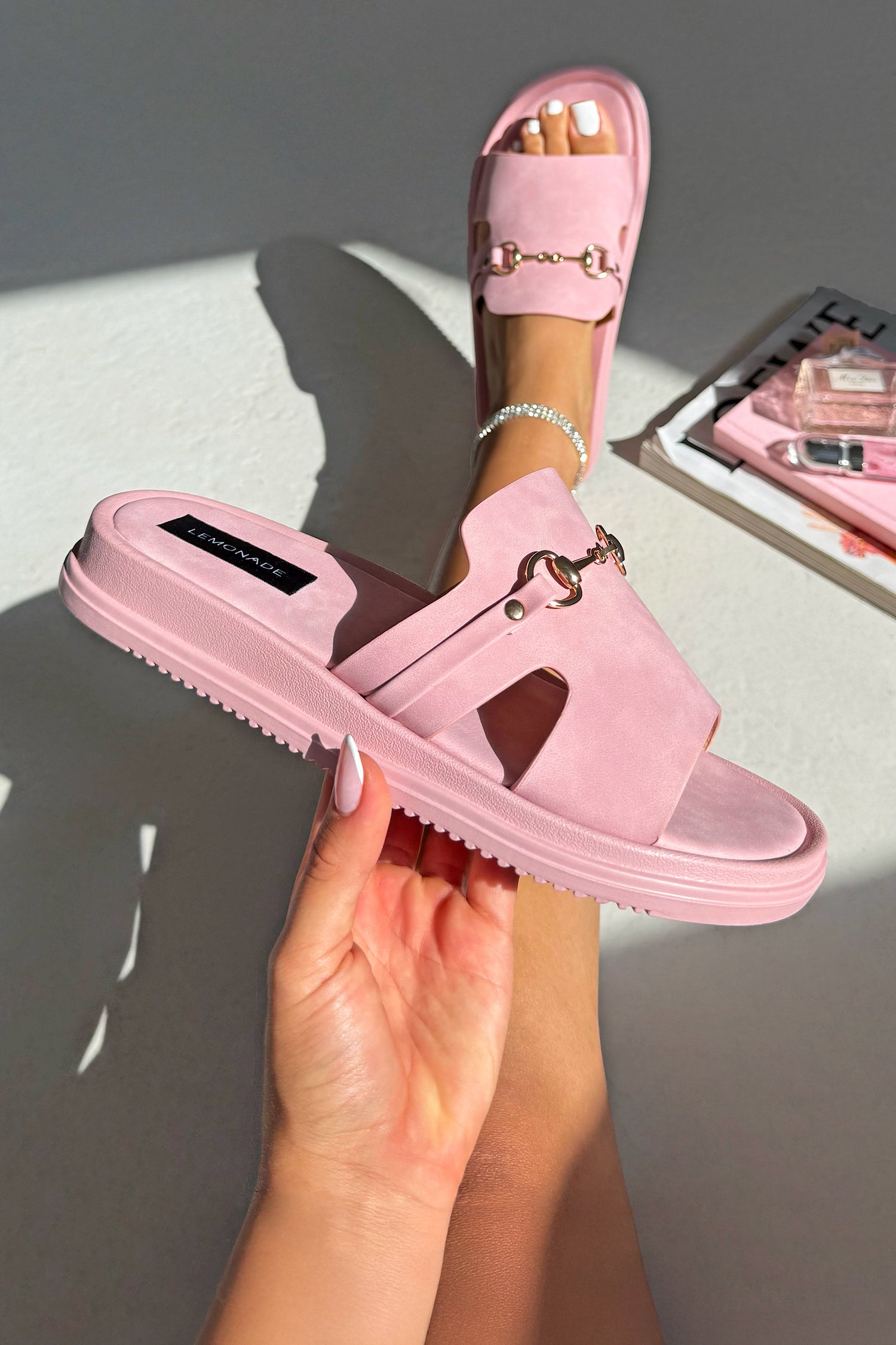 Comfort Heritage Sliders Baby Pink
