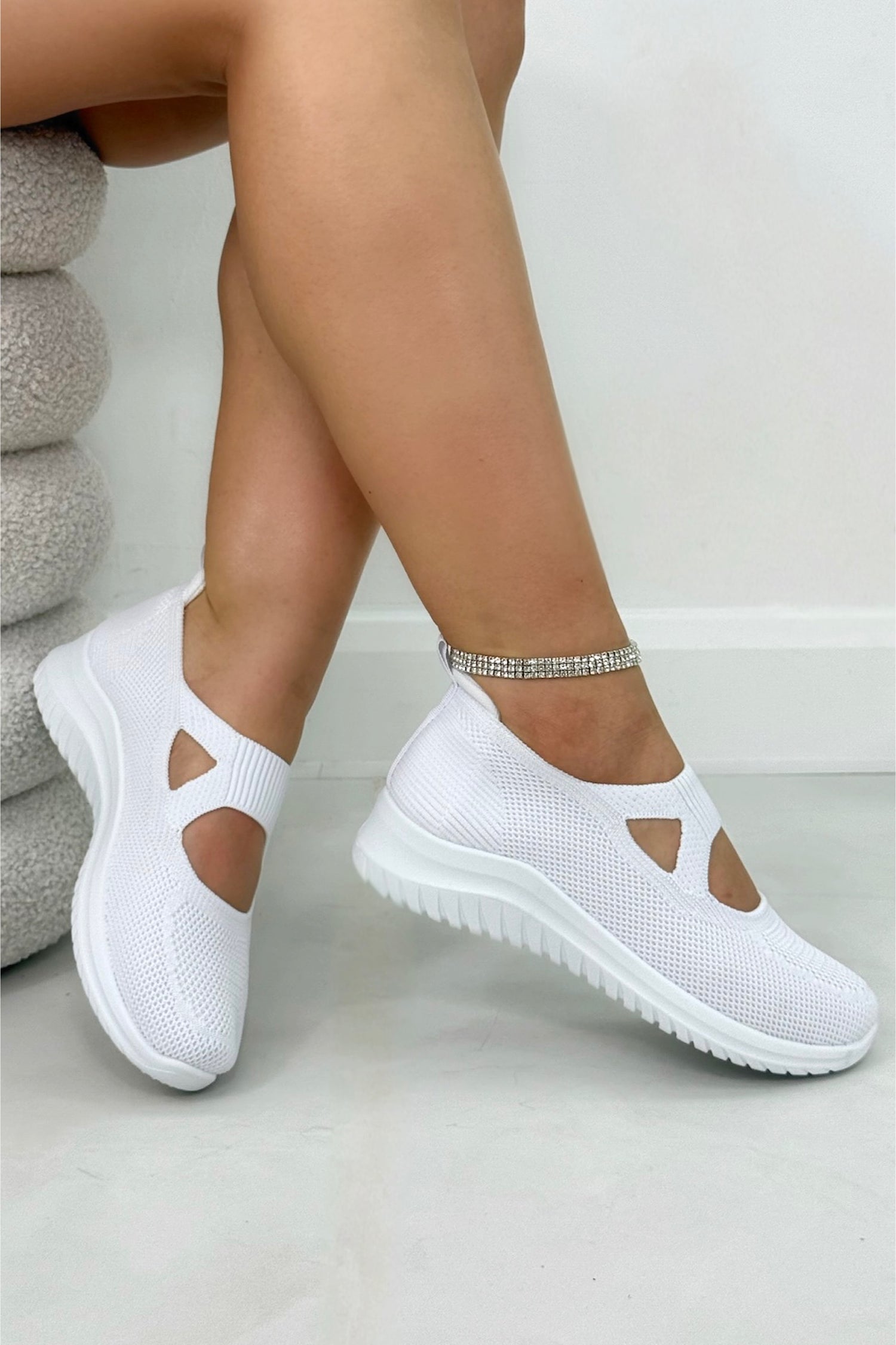 Comfort Knit Elastic AirWeave Trainers White