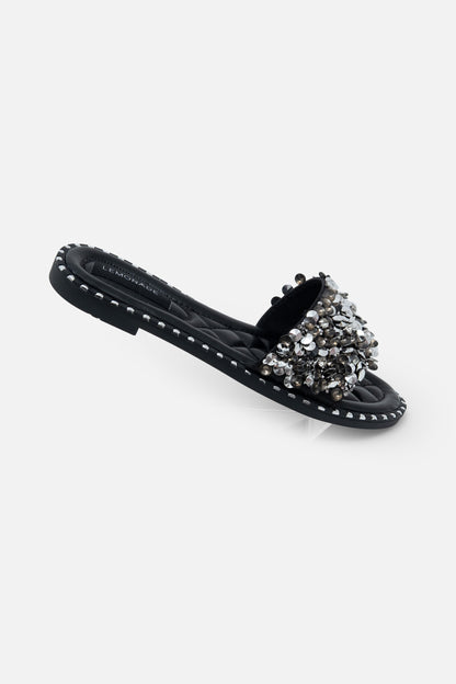 Crystal Clustered Sliders Black Diamond, capturing rounded-Toe Design